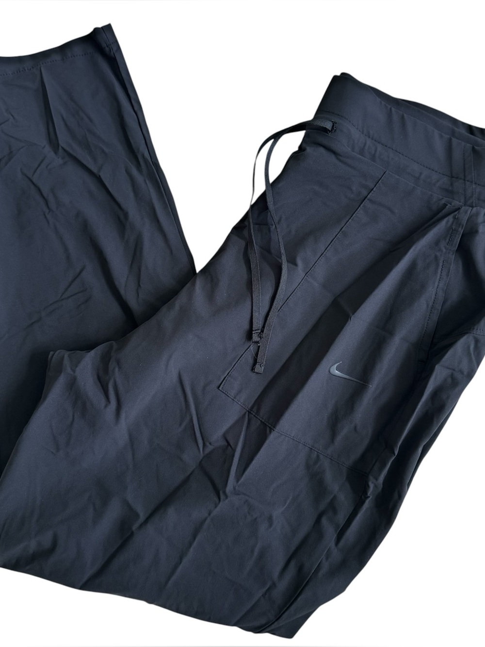 Nike Women’s Bliss Luxe 7/8 Training Pants Size L Black Drawstring Tapered